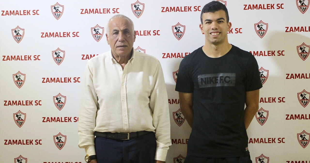 محمود أشرف بصحبة حسين لبيب رئيس الزمالك